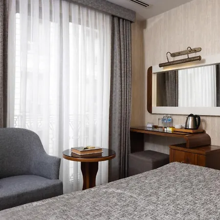 Hotel Vertu 2*