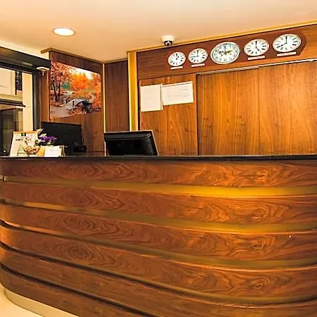 Hotel Vertu 2*