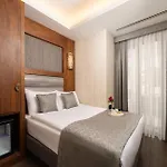 Vertu Hotel 2*
